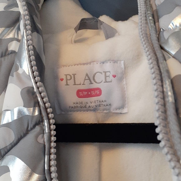 Place 'ice cave's winter coat sz. 5/6 NWOT - Picture 2 of 4